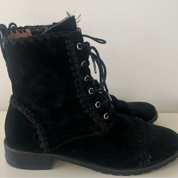 Jack Rogers Size 8 Suede Gemma Lace Up Booties - Picture 3 of 8